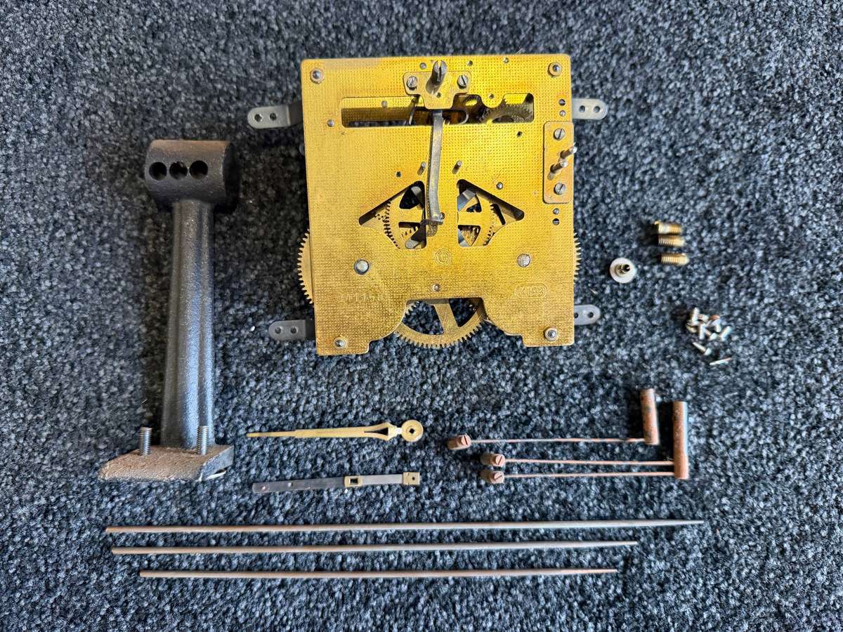 Vintage K193 Clock Movement