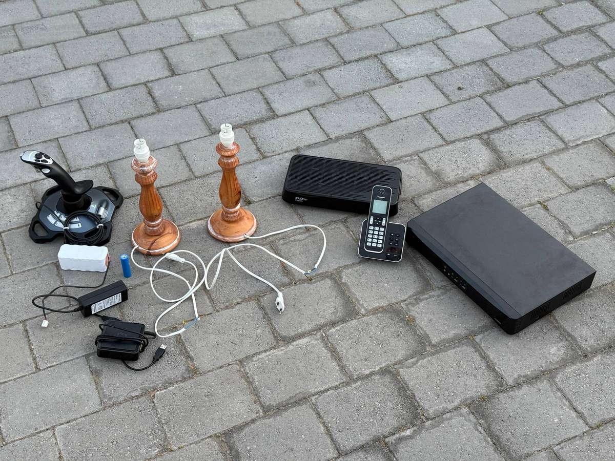 Electronics Lot