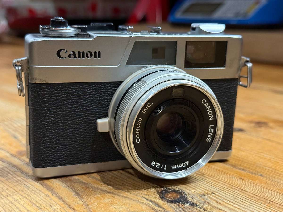 Vintage Canon Canonet 28 (Collectors Item)
