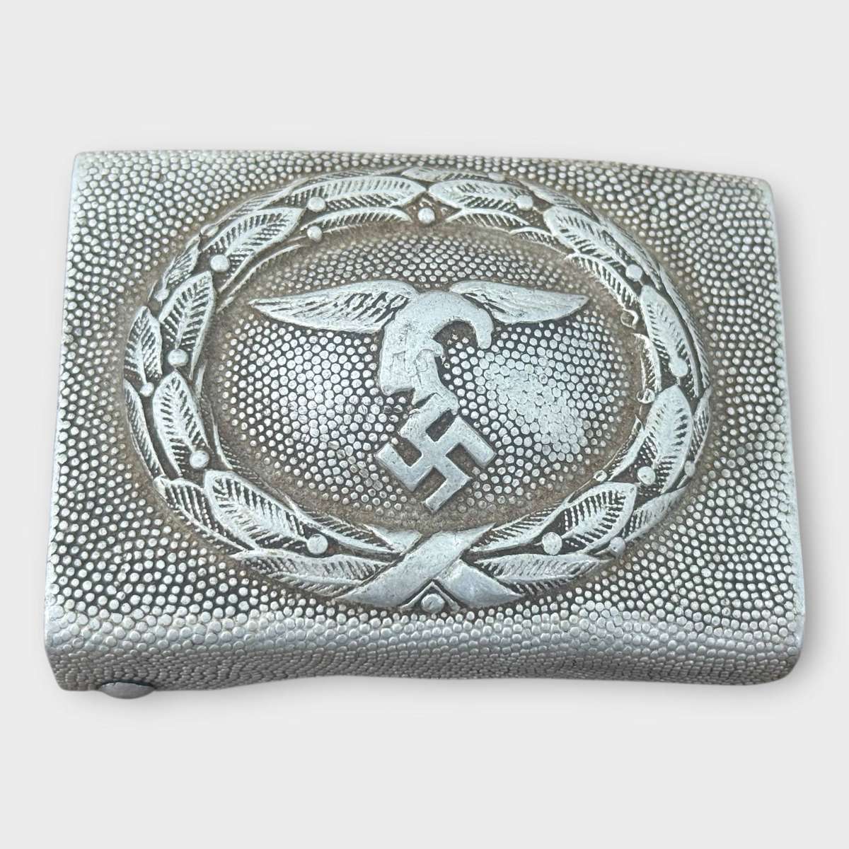 Original WWII German Luftwaffe EM/NCO Belt Buckle  Early War (19351940)