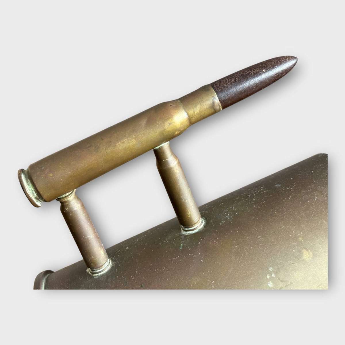 Vintage Military Shell Casing Wine Bottle Stand (Heavy - 2.429kg)