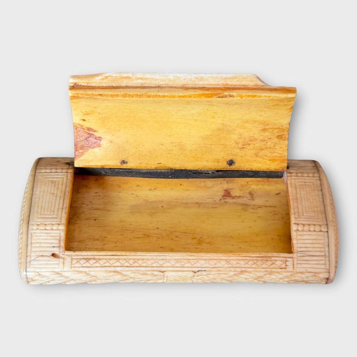 French Carved Bone Snuff Box, c. 1820 to 1860