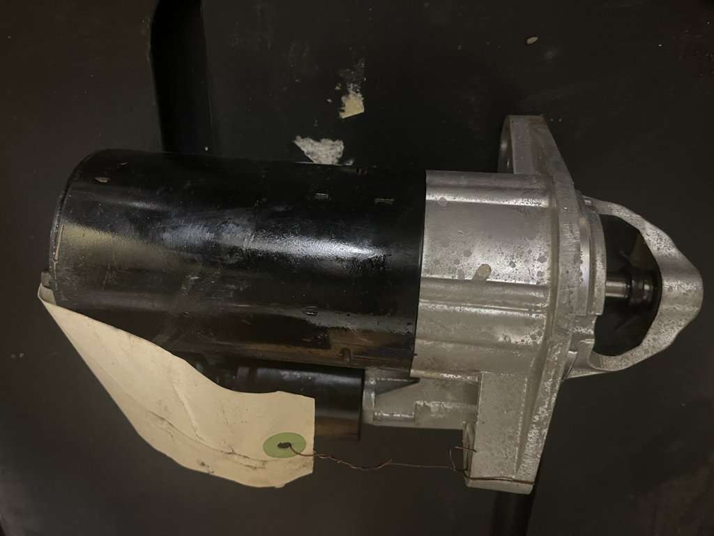 Hilux D4D Starter motor, 2 months old. Not a cheapie version!!!