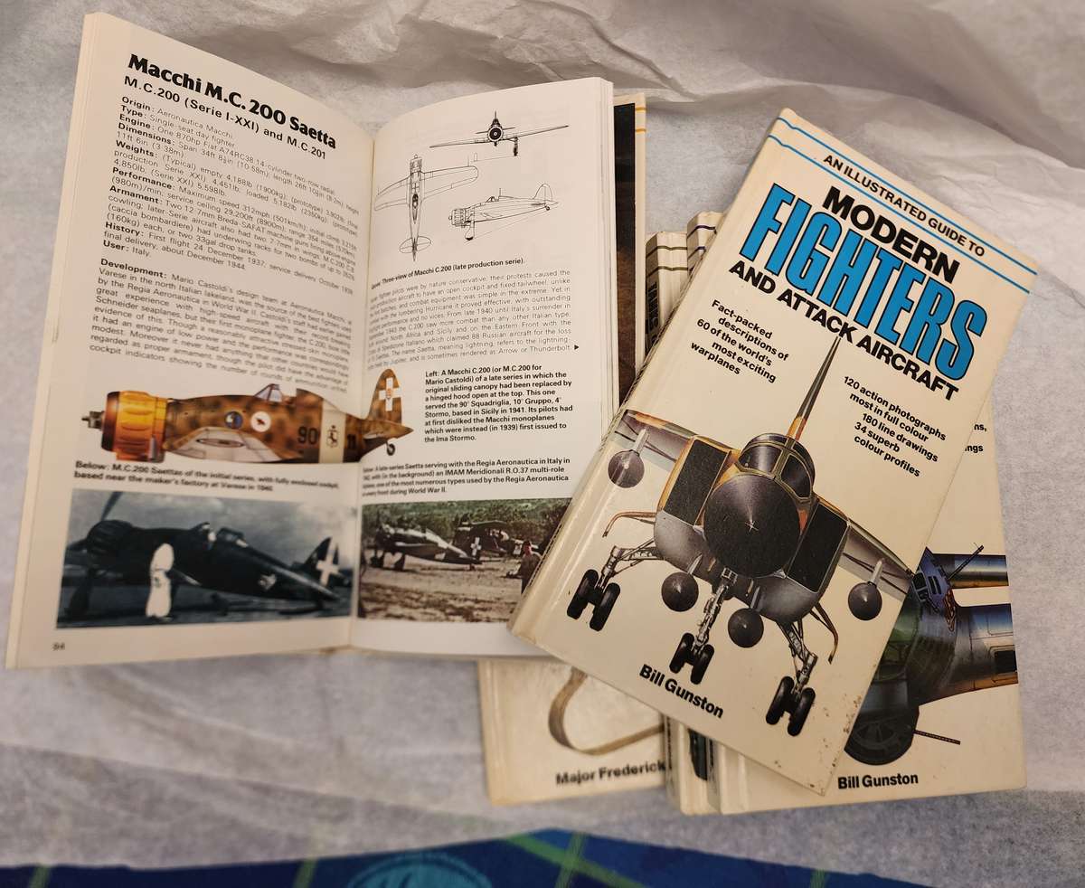 'Purnells History of the World's War' - AMAZING lot of 26 books-FANTASTIC! Vintage War related Books