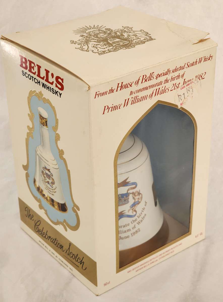 BELL's WHISKY "SPECIAL LIMITED "Prince William of WALES 21 June 1982" FULL still Sealed & BOX !! WOW