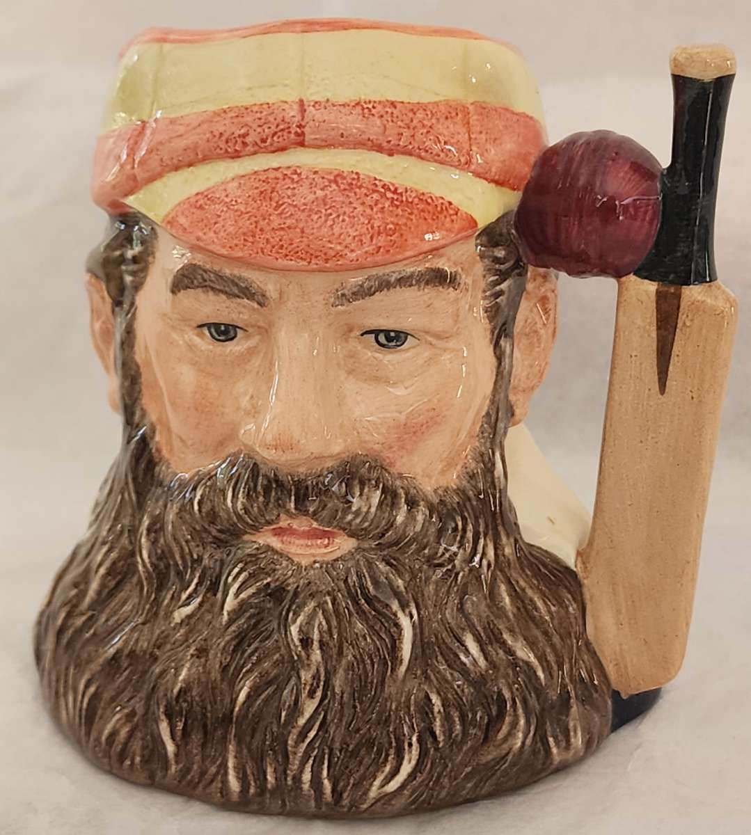 W G Grace Small Toby Jug D6845 7492/9500 Limited Edition -seldom seen CRICKETEER-LTD ROYAL DOULTON