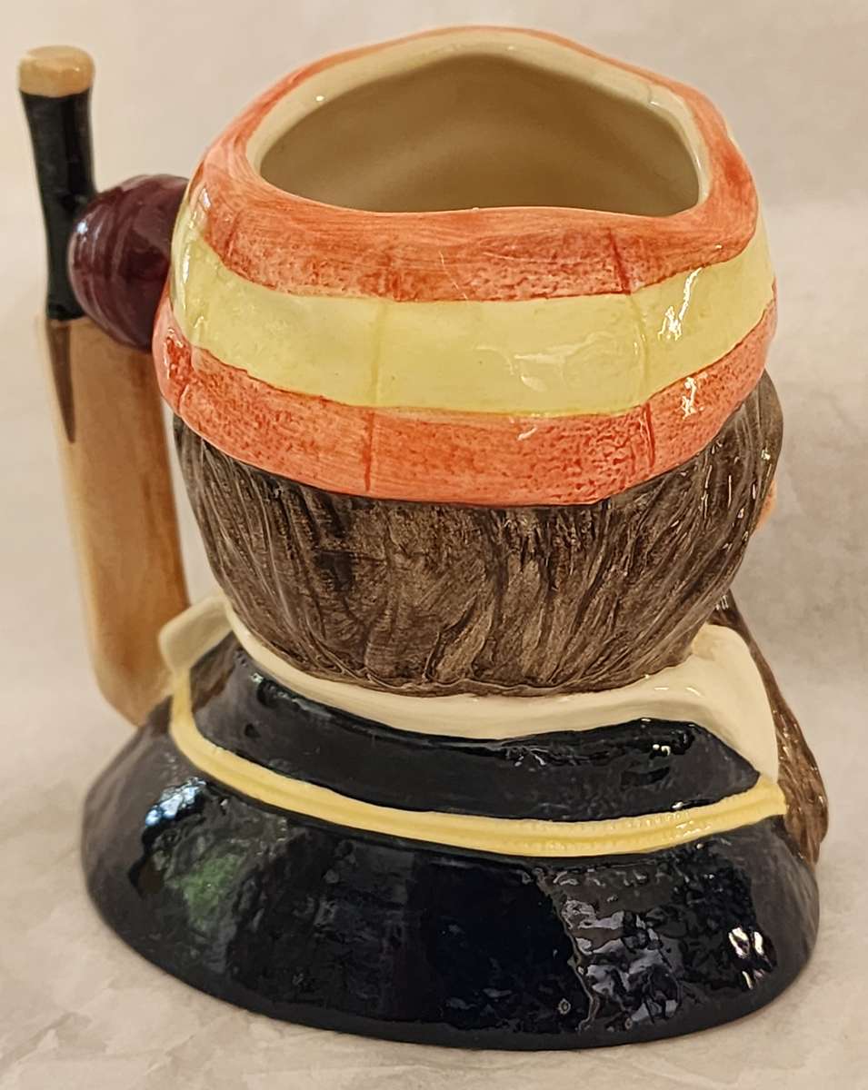 W G Grace Small Toby Jug D6845 7492/9500 Limited Edition -seldom seen CRICKETEER-LTD ROYAL DOULTON