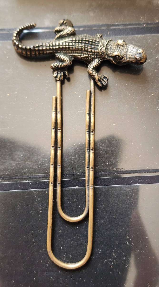 BOOK PAGE Marker- Copper/Brass featuring a  "CROCODILE"  new and splendid item