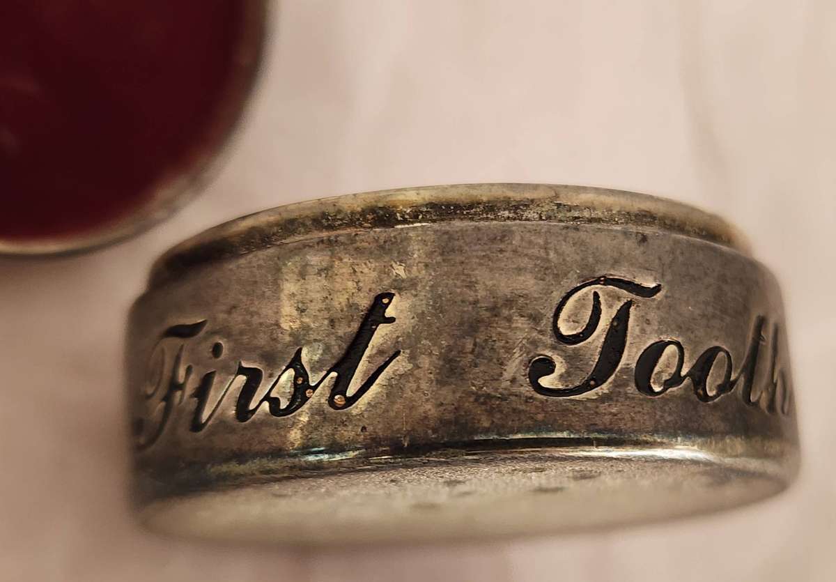 ANTIQUE Silver Round "MY FIRST TOOTH" inscribed with Teddy bear on lid- velvet lined- MAGNIFICENT !!