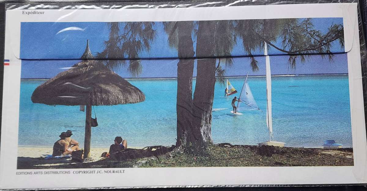 Stamps -MAURITIUS lot on card and souvenir packs- good used, Fantastic Lot (35+)  great bargain!!