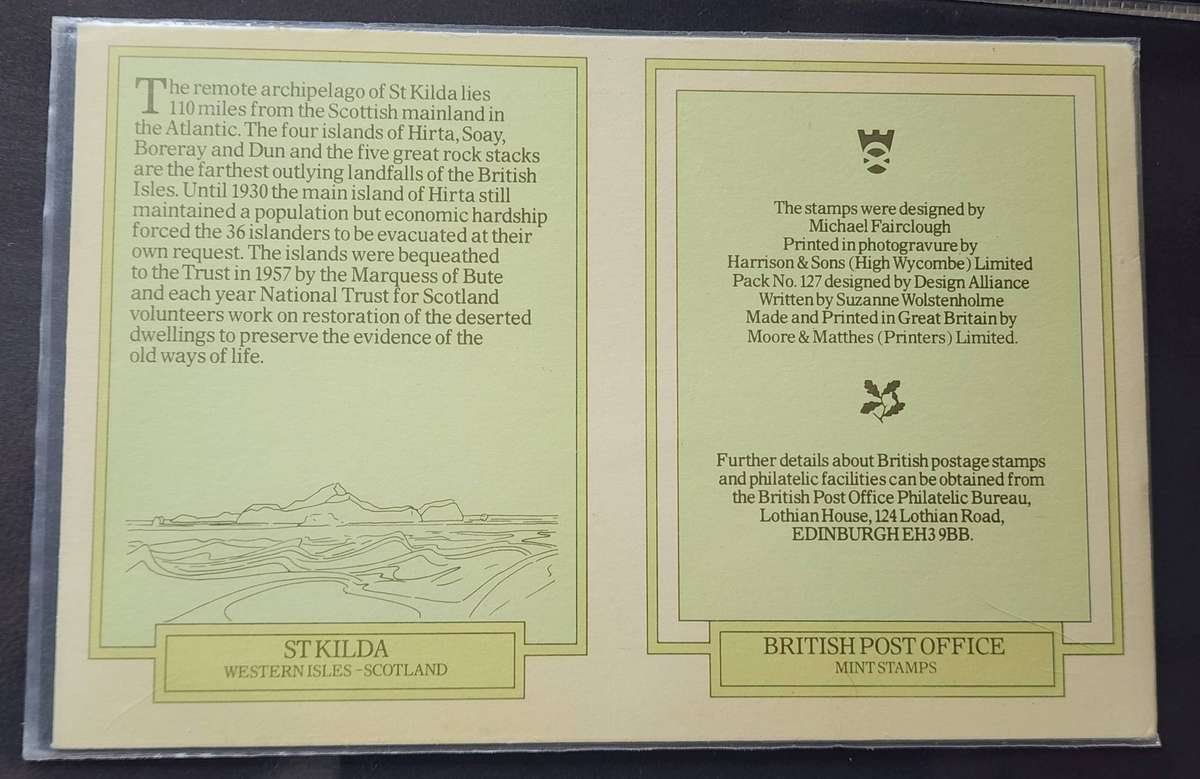 STAMPS - GB National Trusts Presentation PACK, plus  IRELAND FDC "Eamon de Valera" lovely lot!