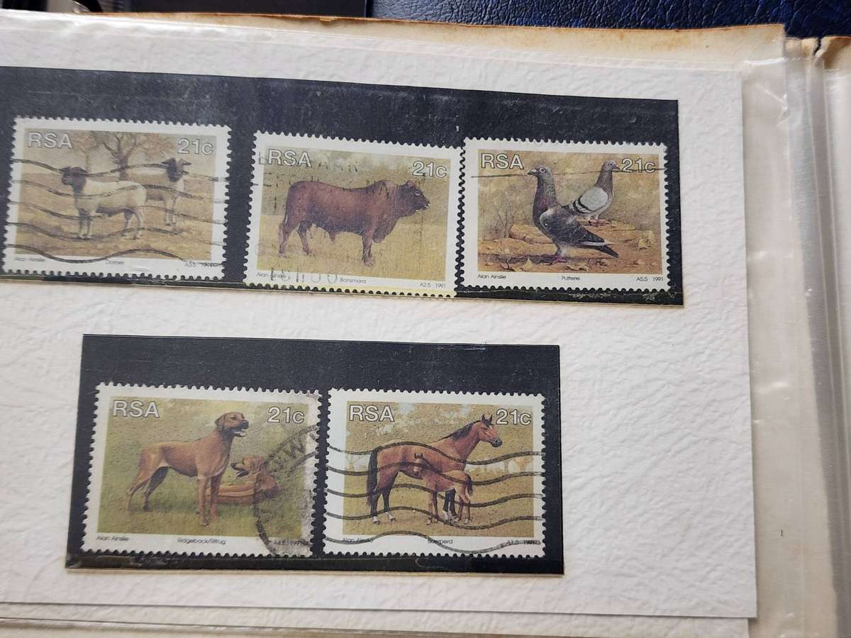 South Africa -Booklet with good used complete sets of commems,  89 stamps in lot!  WOW