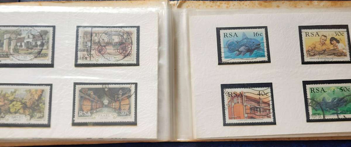 South Africa -Booklet with good used complete sets of commems,  89 stamps in lot!  WOW