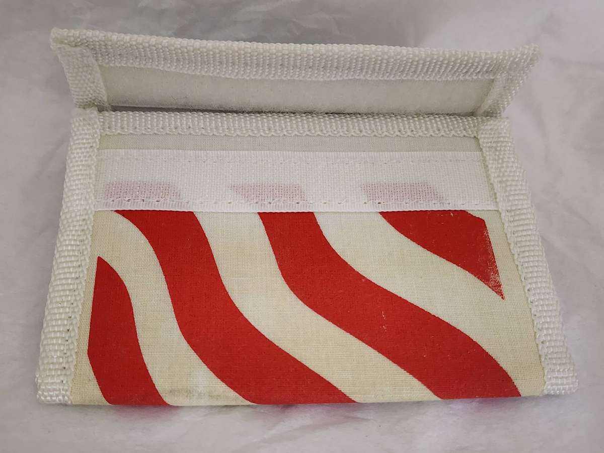 Children's WALLET-designed with the USA FLAG Colors -Suitable for paper and coins- LOVELY novel item