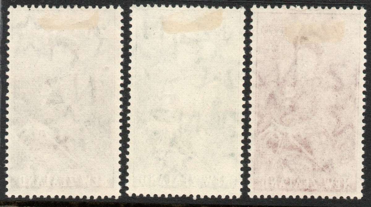 New Zealand 1953-59 QEII Definitive 2/6d - 5/- very fine lmm. SG 733d - 735. Cat £62 (2022)