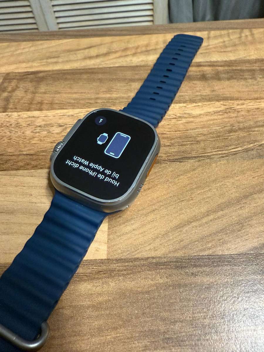 Apple Watch Ultra 2 with Navy Ocean Band  49mm  V