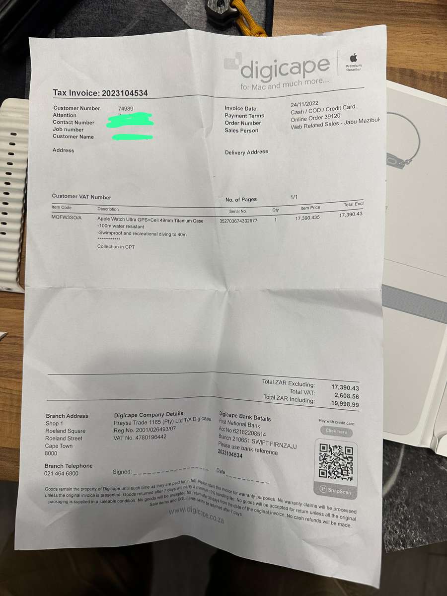 Apple Watch Ultra (1st Gen) 49mm Titanium, many extras