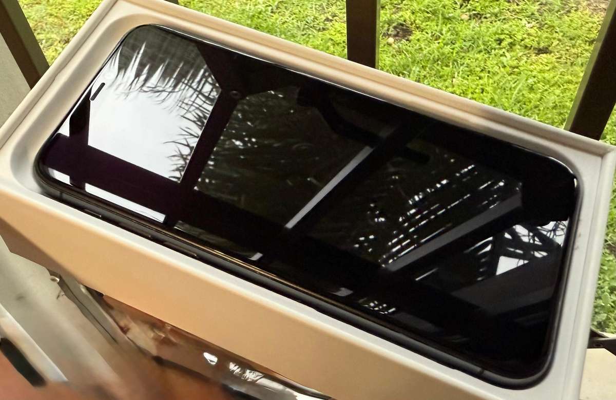 Apple iPhoine 11 Pro 64GB Space Grey (Immaculate cosmetic condition) MWC22AA/A