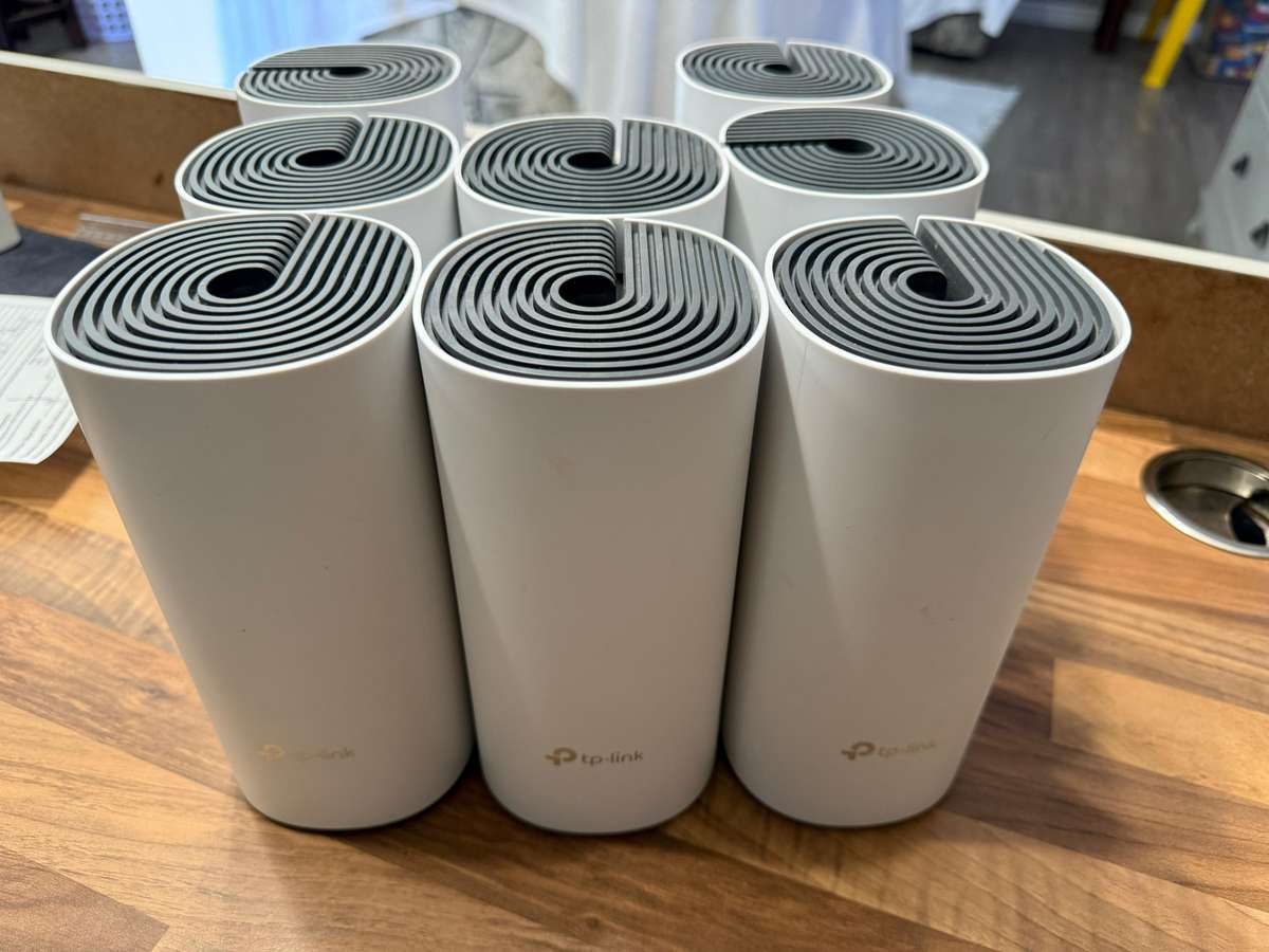 TP-Link Deco E4 Wifi Mesh Kit 8 Pack 1000m2 Coverage