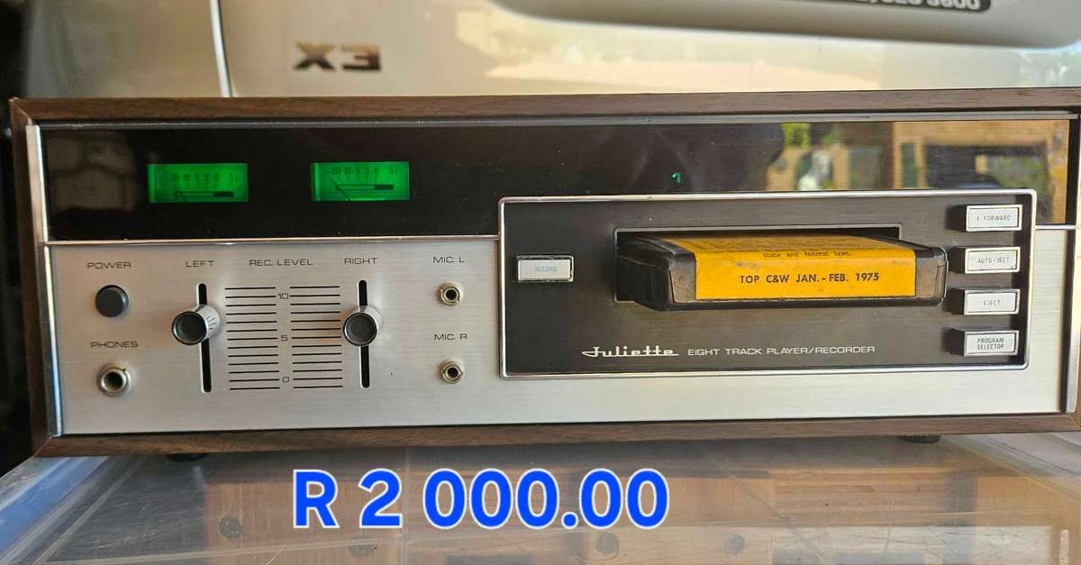 Juliette 8 track Casette recorder