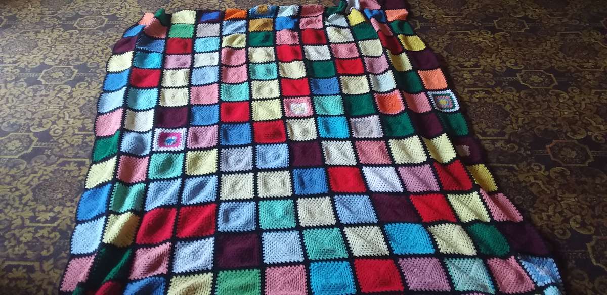 Traditional Crochet Blanket Approx 160cm x 200cm