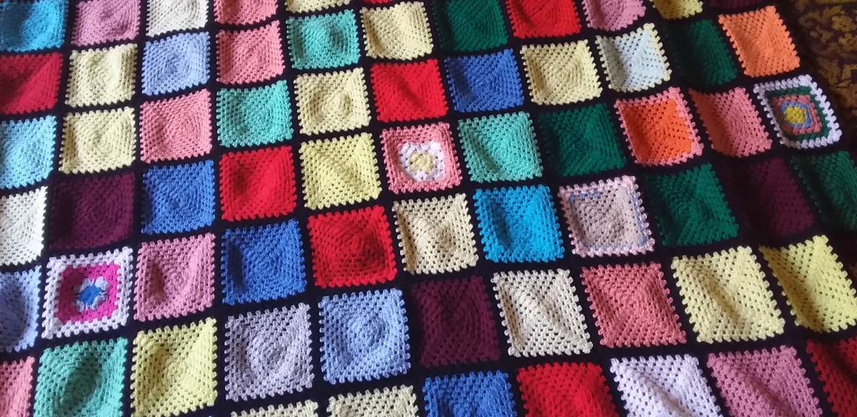 Traditional Crochet Blanket Approx 160cm x 200cm