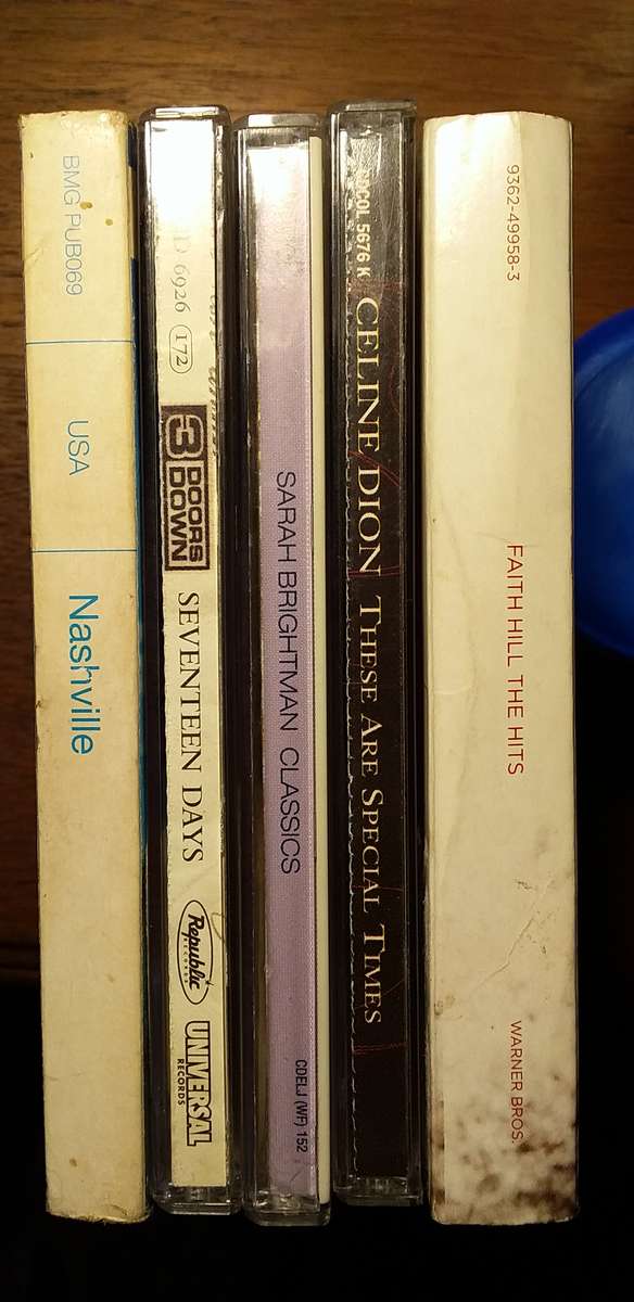 Music CD LOT # 1  (20 CDs)