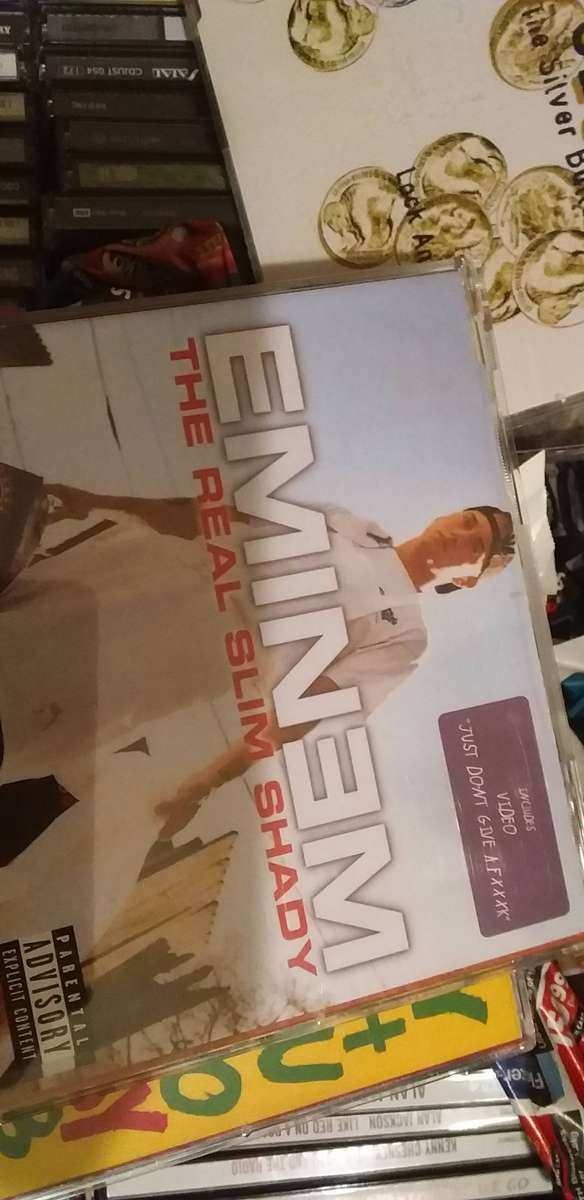 Box of CD Country/ Rock / Alternative / Oldies