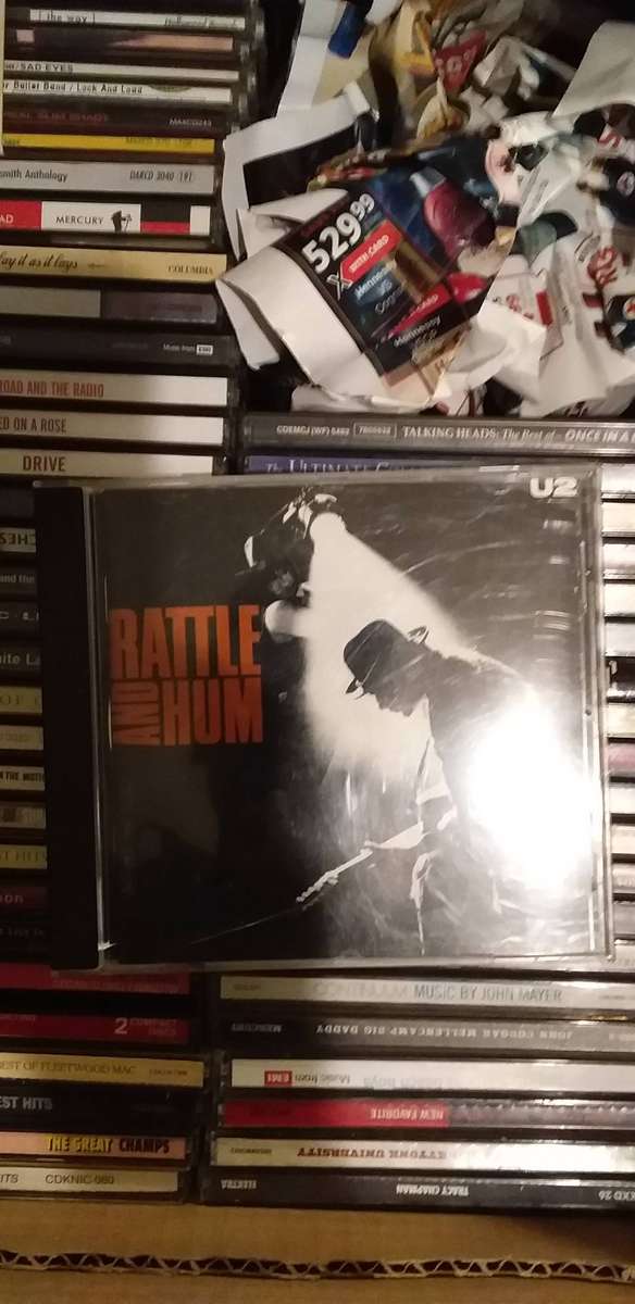 Box of CD Country/ Rock / Alternative / Oldies