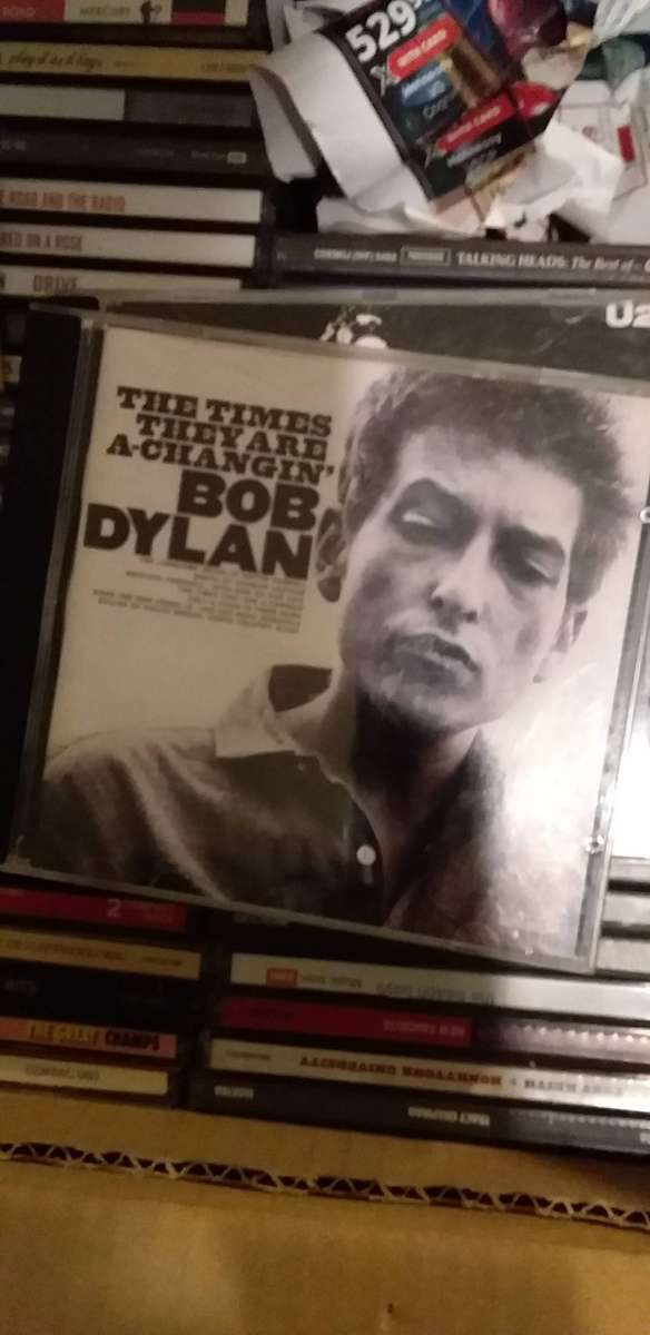 Box of CD Country/ Rock / Alternative / Oldies