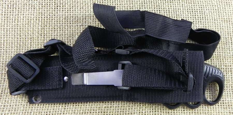 Knife United Cutlery Black Sentry Clip Blade - UC0784 New in box.