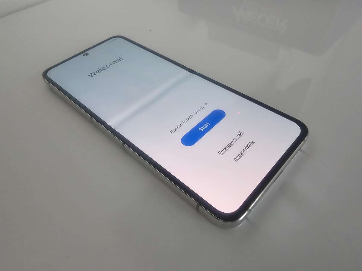 Samsung Galaxy Z Flip 5 256GB Smartphone