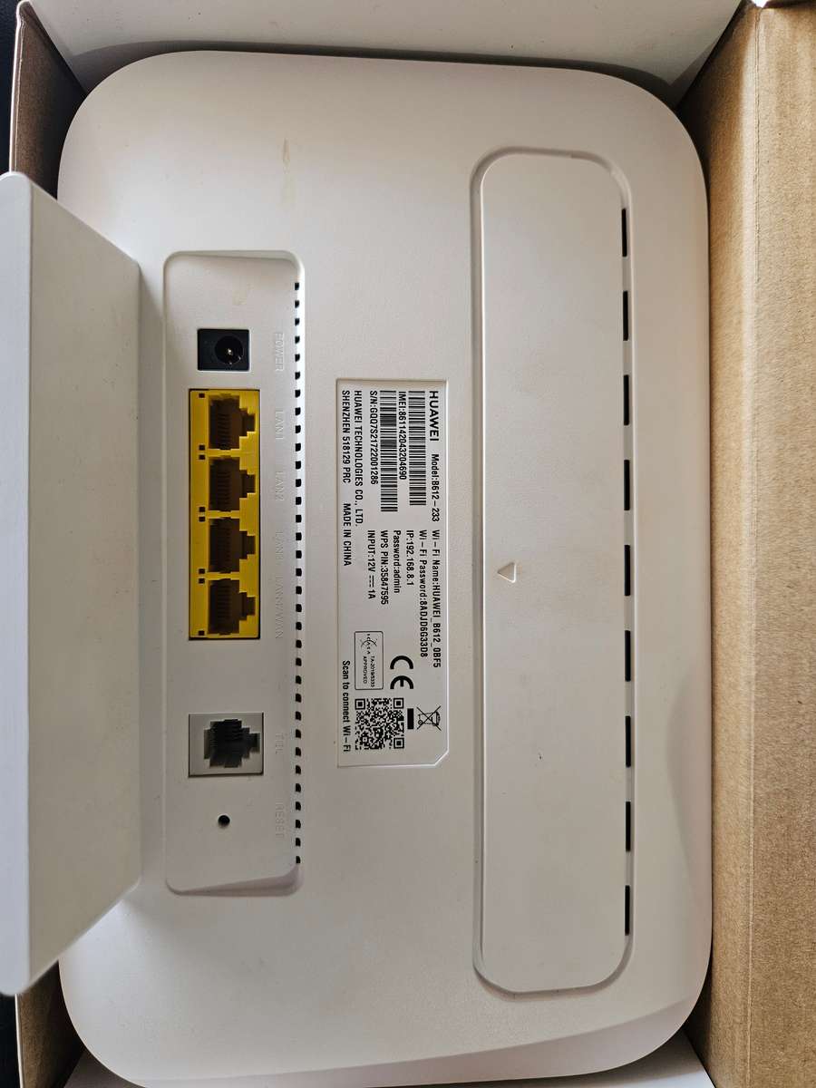 Huawei B612-233 Wireless Router