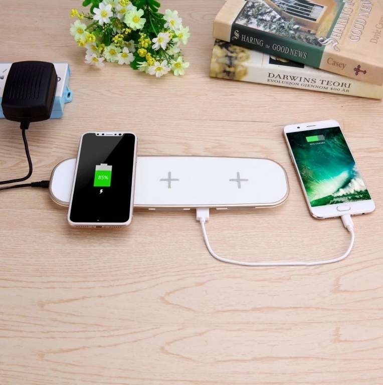 5 in 1 - 3 X Fast Qi Wireless Charger Pad plus 2 USB Ports