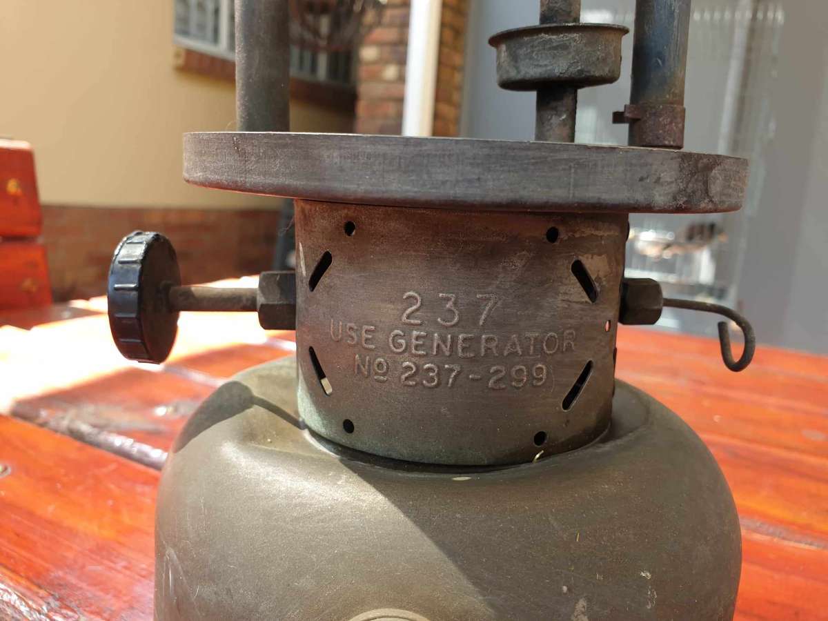 1958 COLEMAN 237 LANTERN FOR SPARES