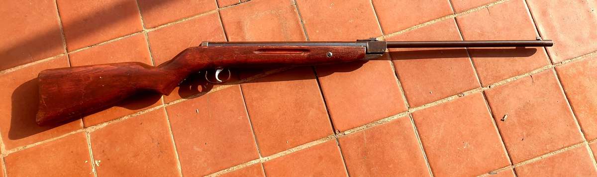 VINTAGE DIANA MODEL 27 AIR RIFLE 4.5 MM