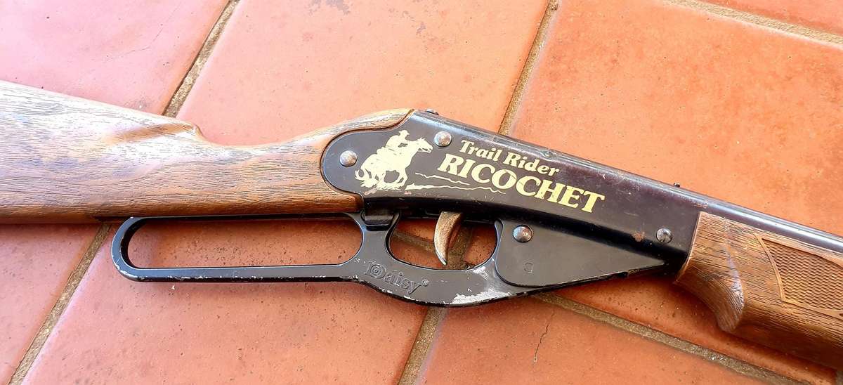 VINTAGE DAISY TRAIL RICOCHET TOY MODEL 660 GUN