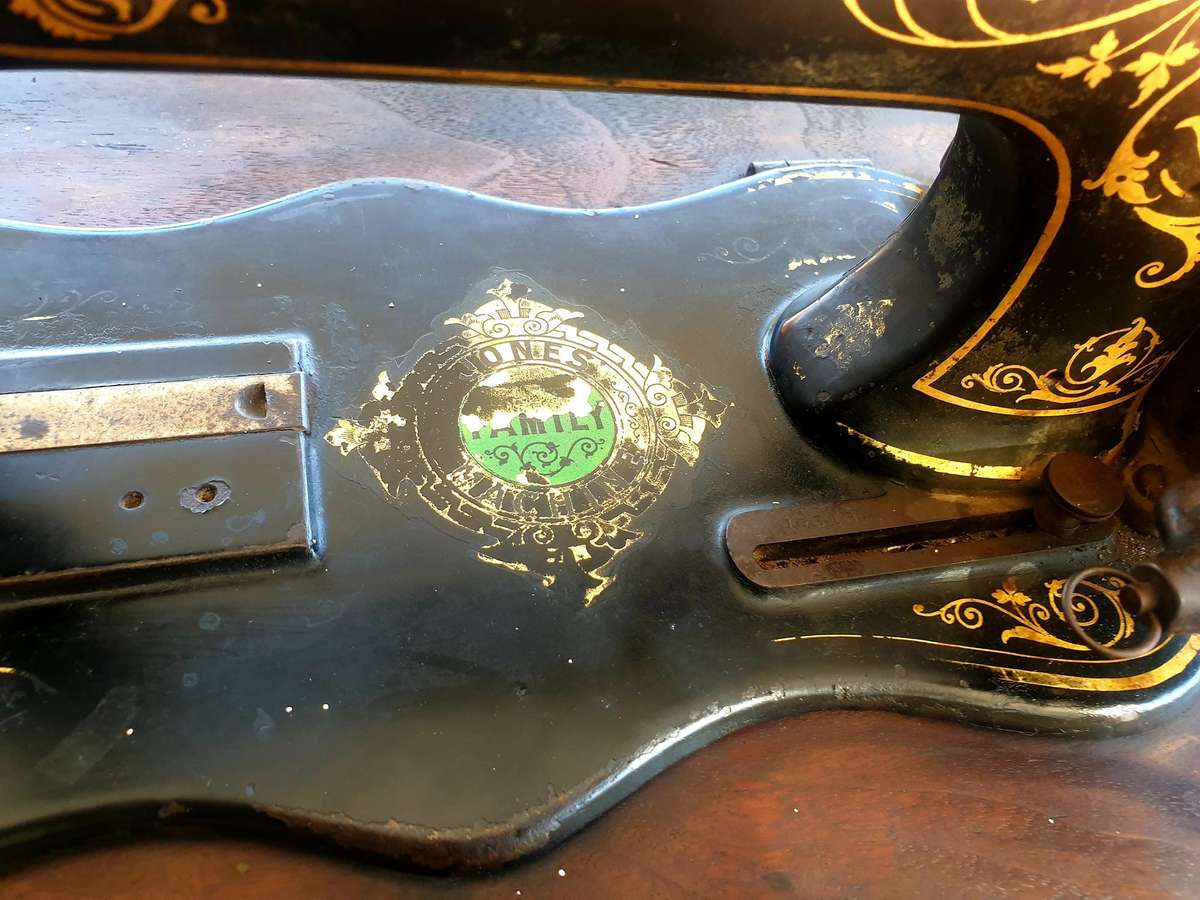 RARE CIRCA 1880'S JONES FAMILY TRANSVERSE SEWING MACHINE