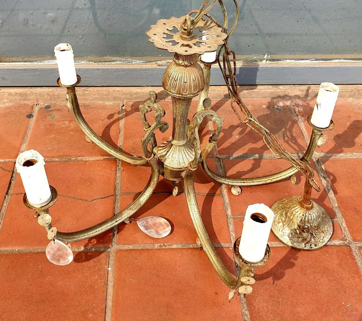 VINTAGE RUSTIC PLATED 5 ARM CHANDELIER