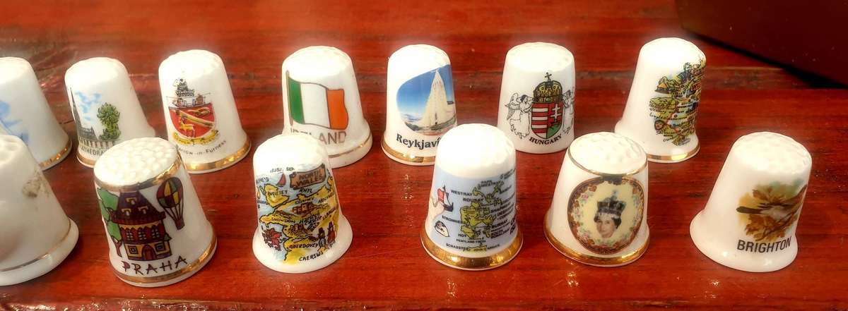 PORCELAIN THIMBLE LOT