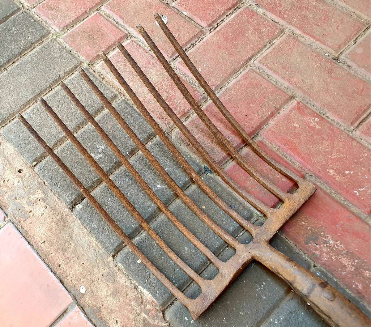 VINTAGE RUSTIC COAL FORK