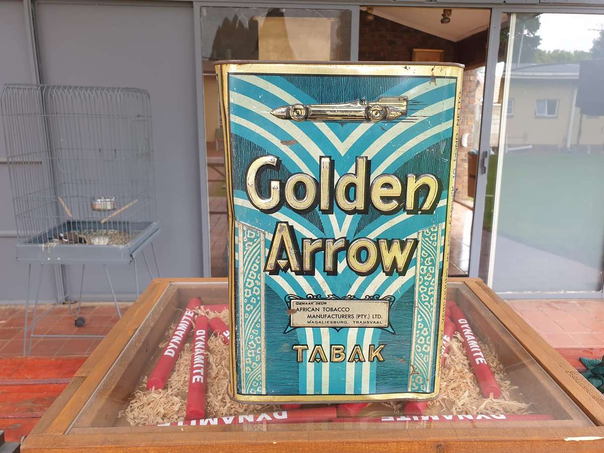 RAREGOLDEN ARROW 10 POUND TOBACCO TIN