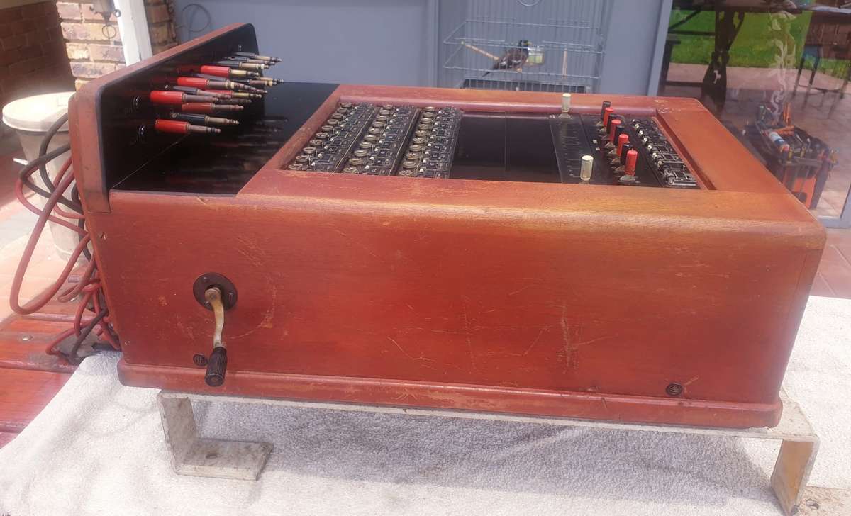 ANTIQUE 30 LINE LAND LINE EXCHANGE COMPLETE