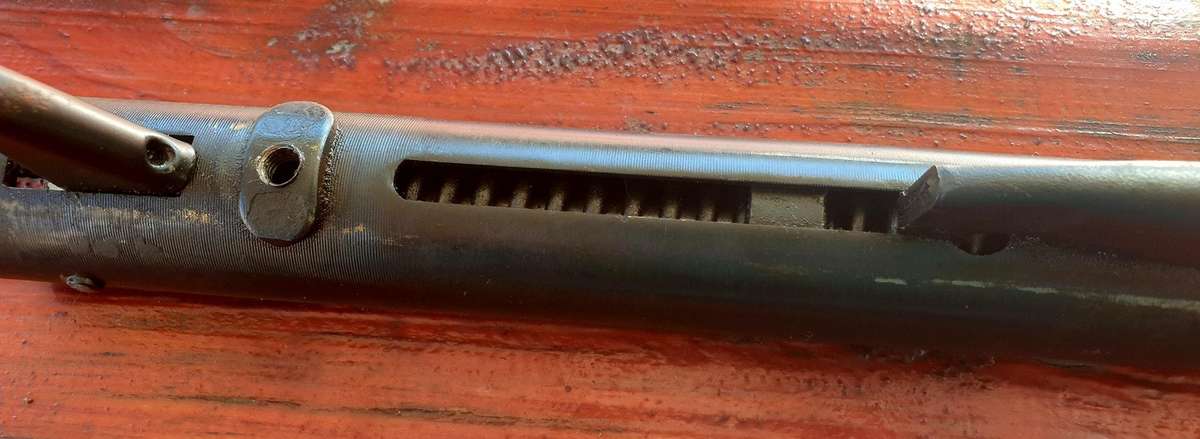 VINTAGE MCCOY AND GECADO 27 FOR SPARES, INTERNALS PRESENT.