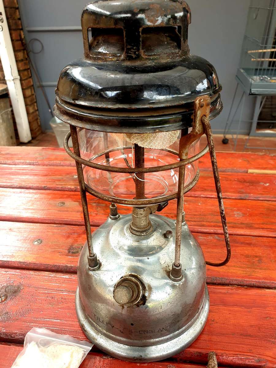 VINTAGE ENGLISH TILLEY KEROSENE LANTERN
