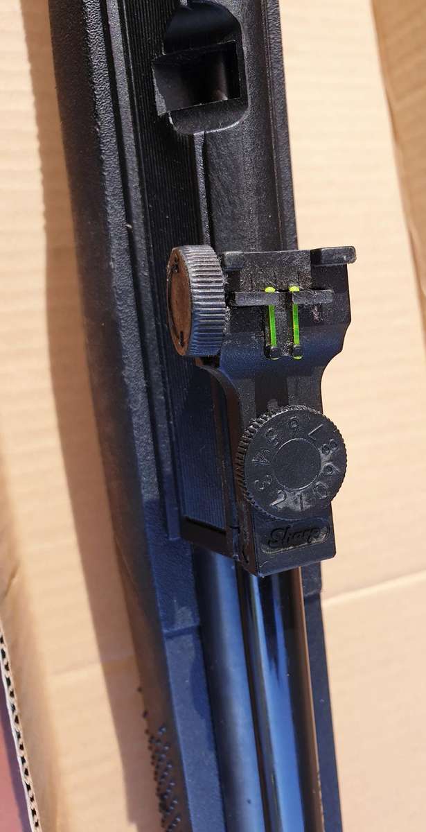 WEBLEY REBEL 4.5 MM PUMP UP AIR RIFLE