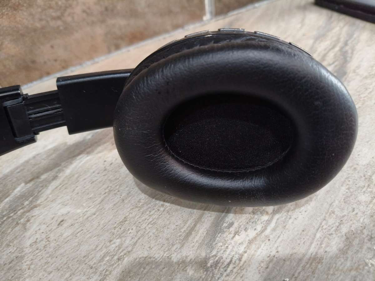 Volkano Phonic Headphones - Bluetooth and Wireless