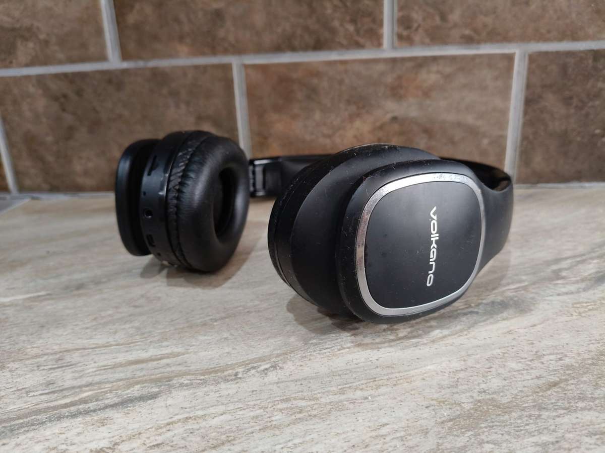Volkano Phonic Headphones - Bluetooth and Wireless