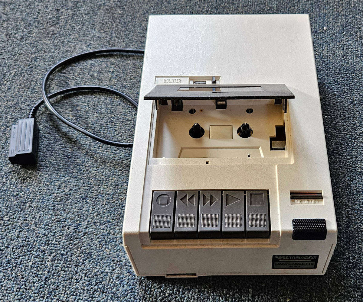 SpectraVideo Sv-318 Retro Computer