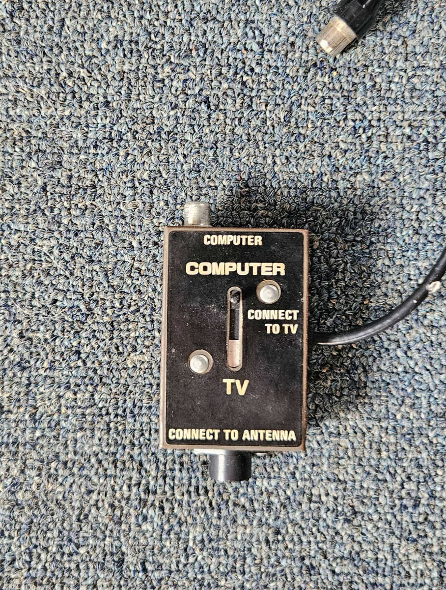 SpectraVideo Sv-318 Retro Computer